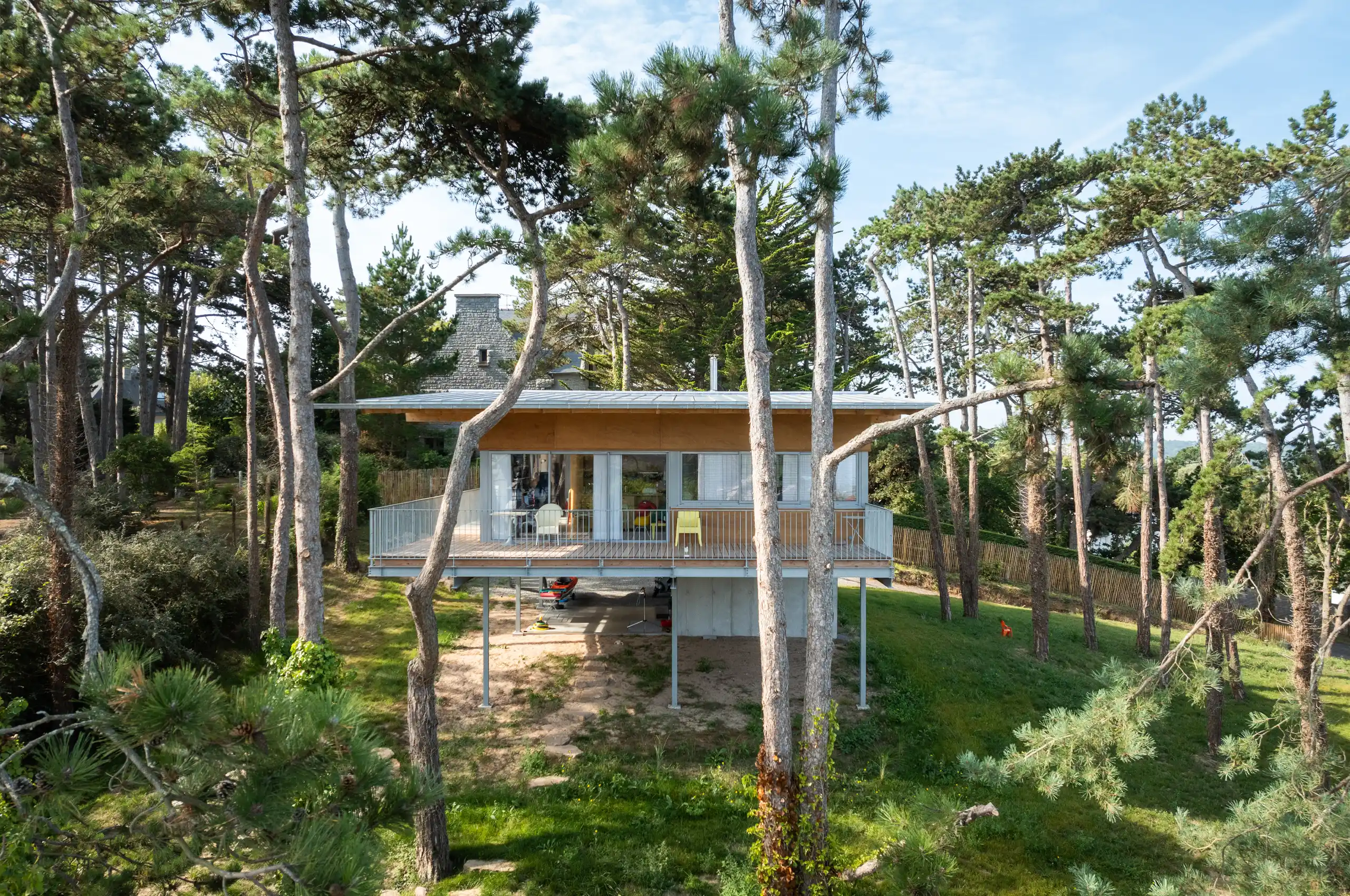 2-projet-maison-sur-la-pente-frehel-cotes-d-armor-22-bodenezlegallasalle-architectes-rennes-bretagne-2560×1700