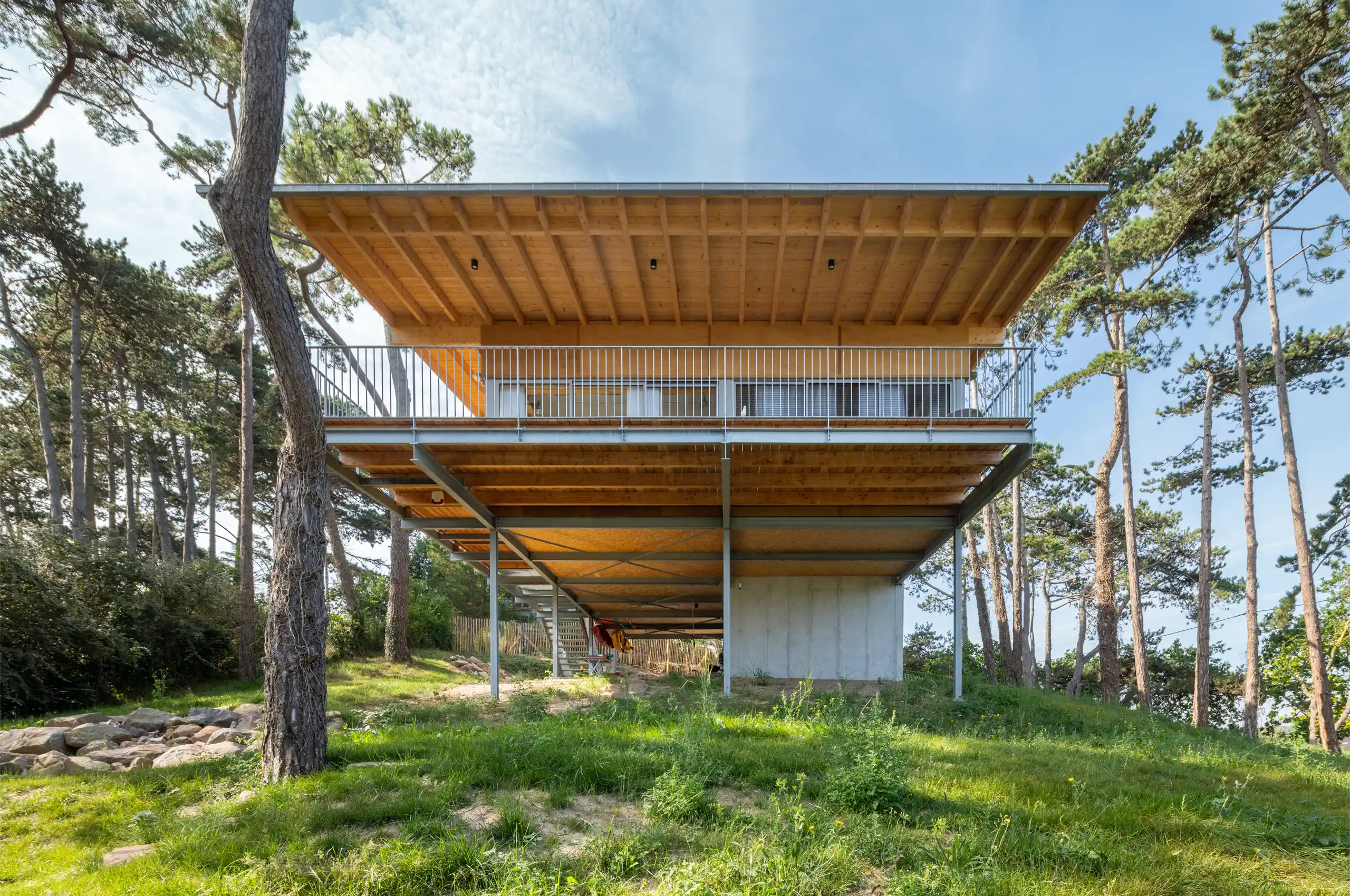 3-projet-maison-sur-la-pente-frehel-cotes-d-armor-22-bodenezlegallasalle-architectes-rennes-bretagne-2560×1700