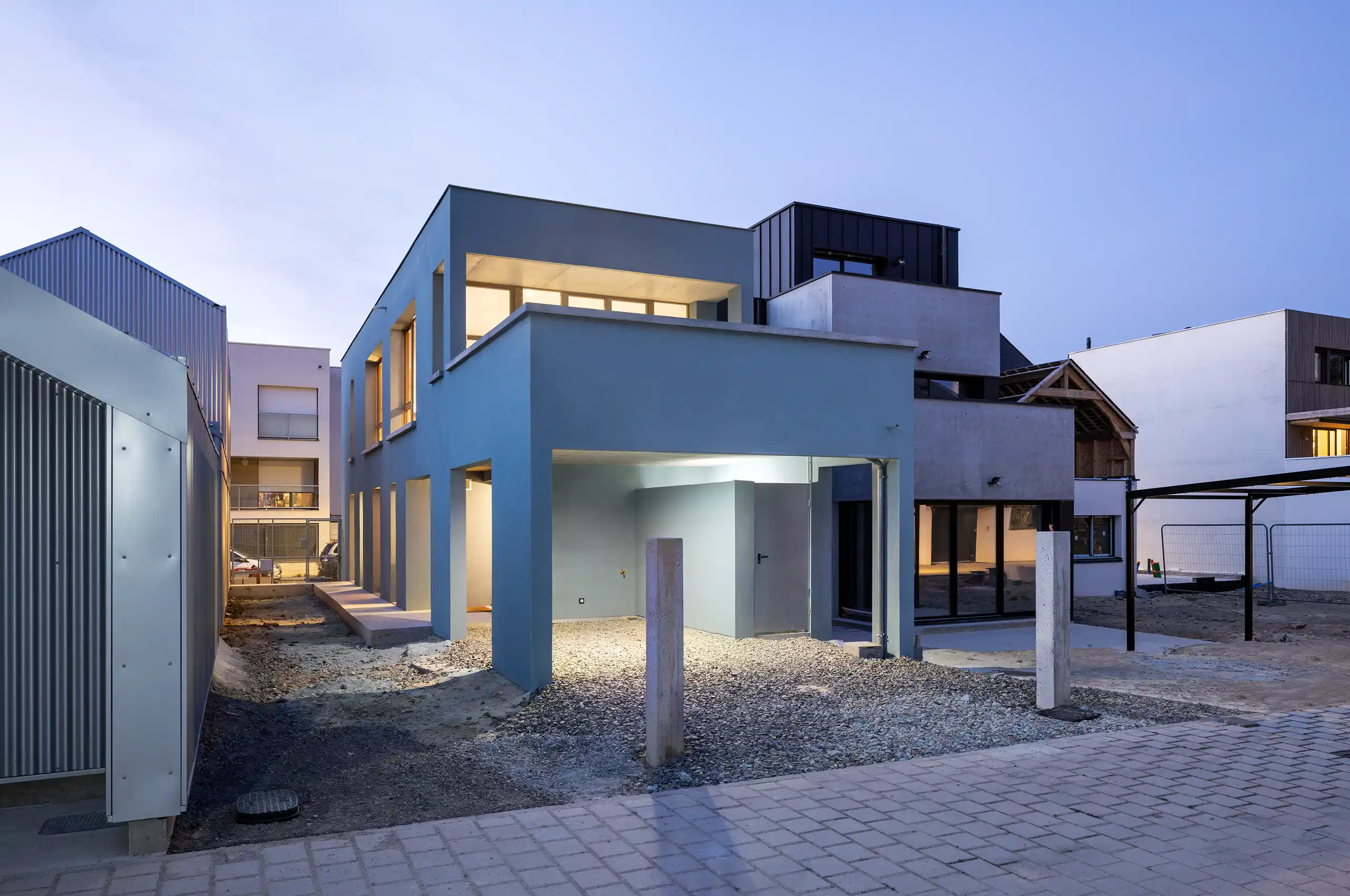 5-projet-maison-bleue-rennes-ille-et-vilaine-35-bodenezlegallasalle-architectes-rennes-bretagne-2560×1700