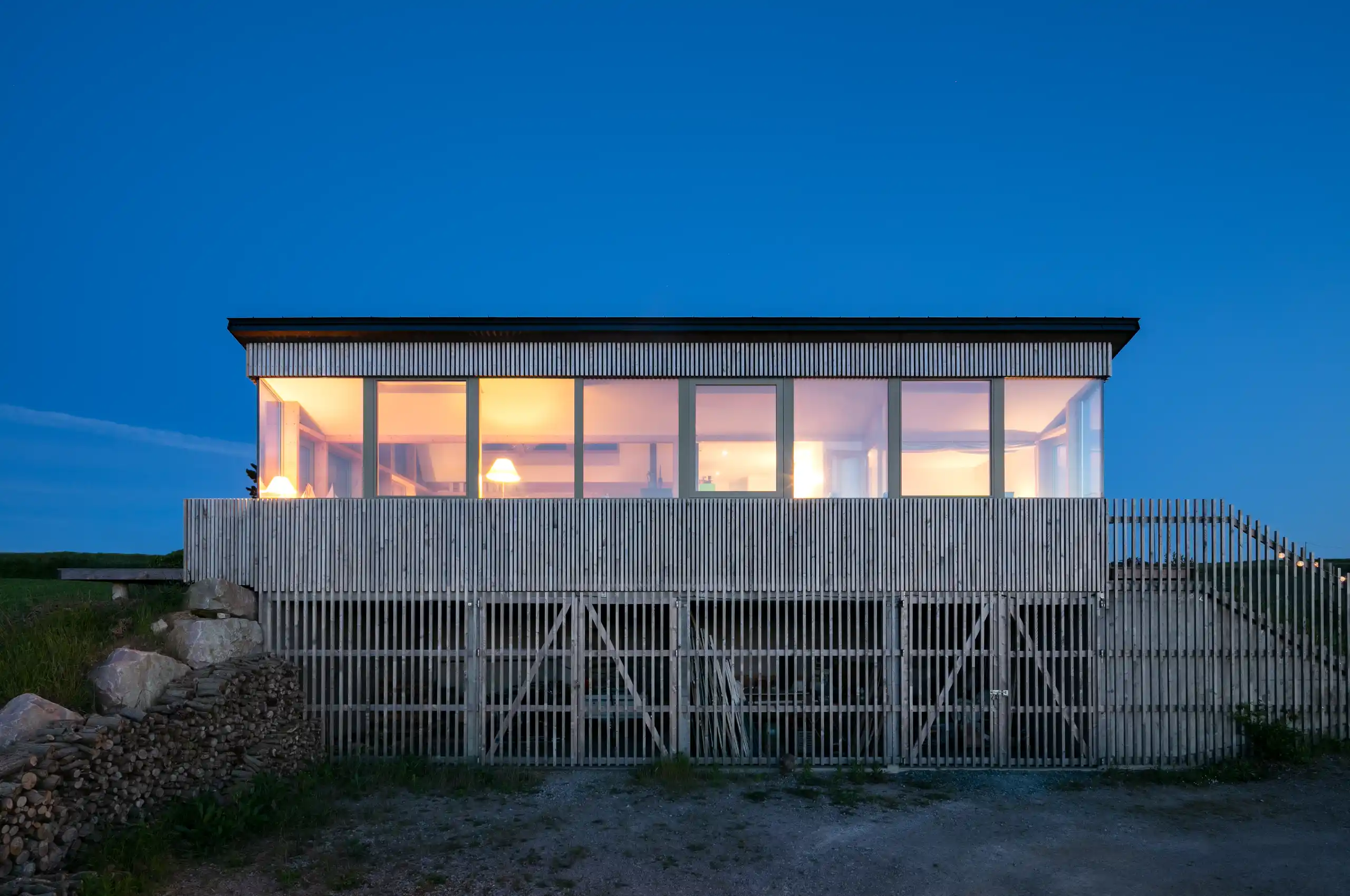 6-projet-maison-terre-erquy-cotes-d-armor-22-bodenezlegallasalle-architectes-rennes-bretagne-2560×1700