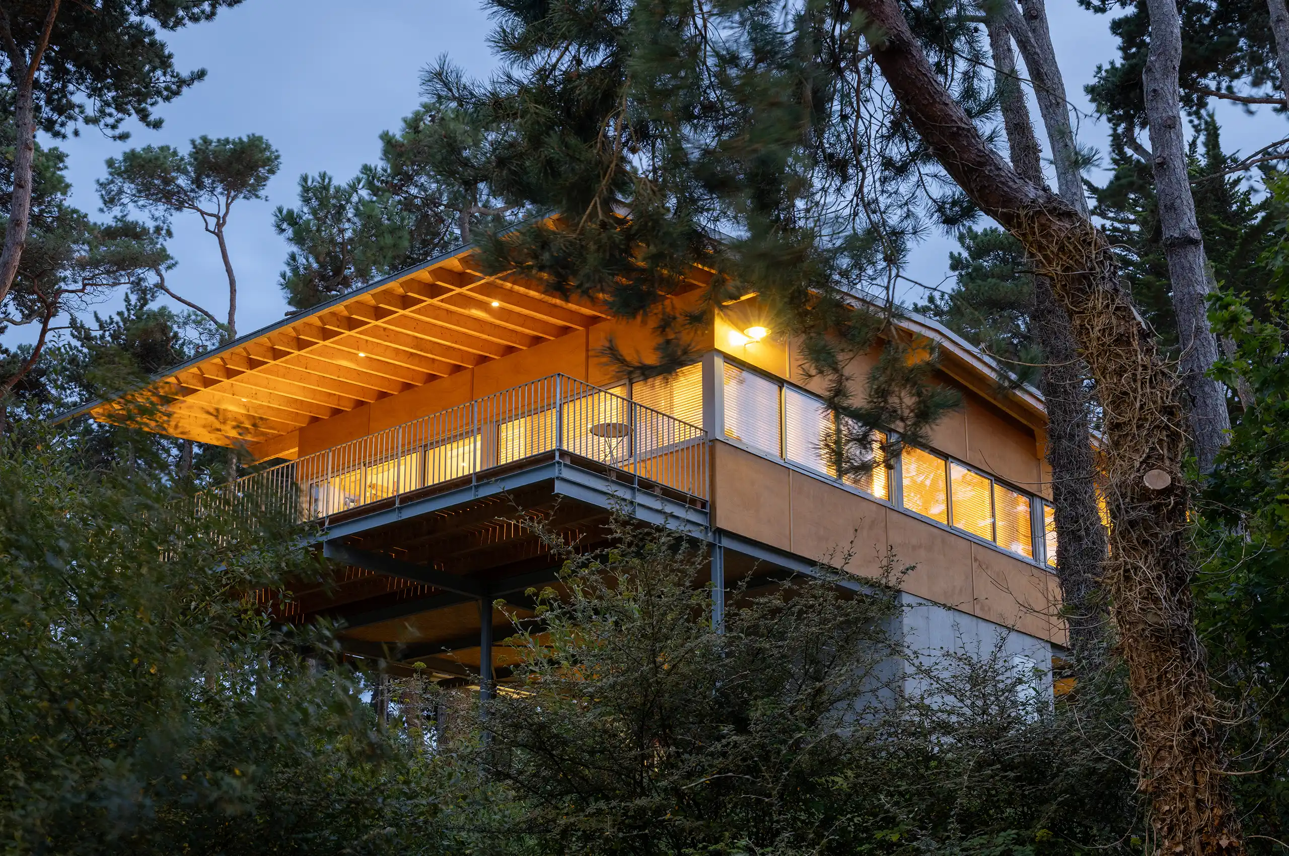 7-projet-maison-sur-la-pente-frehel-cotes-d-armor-22-bodenezlegallasalle-architectes-rennes-bretagne-2560×1700