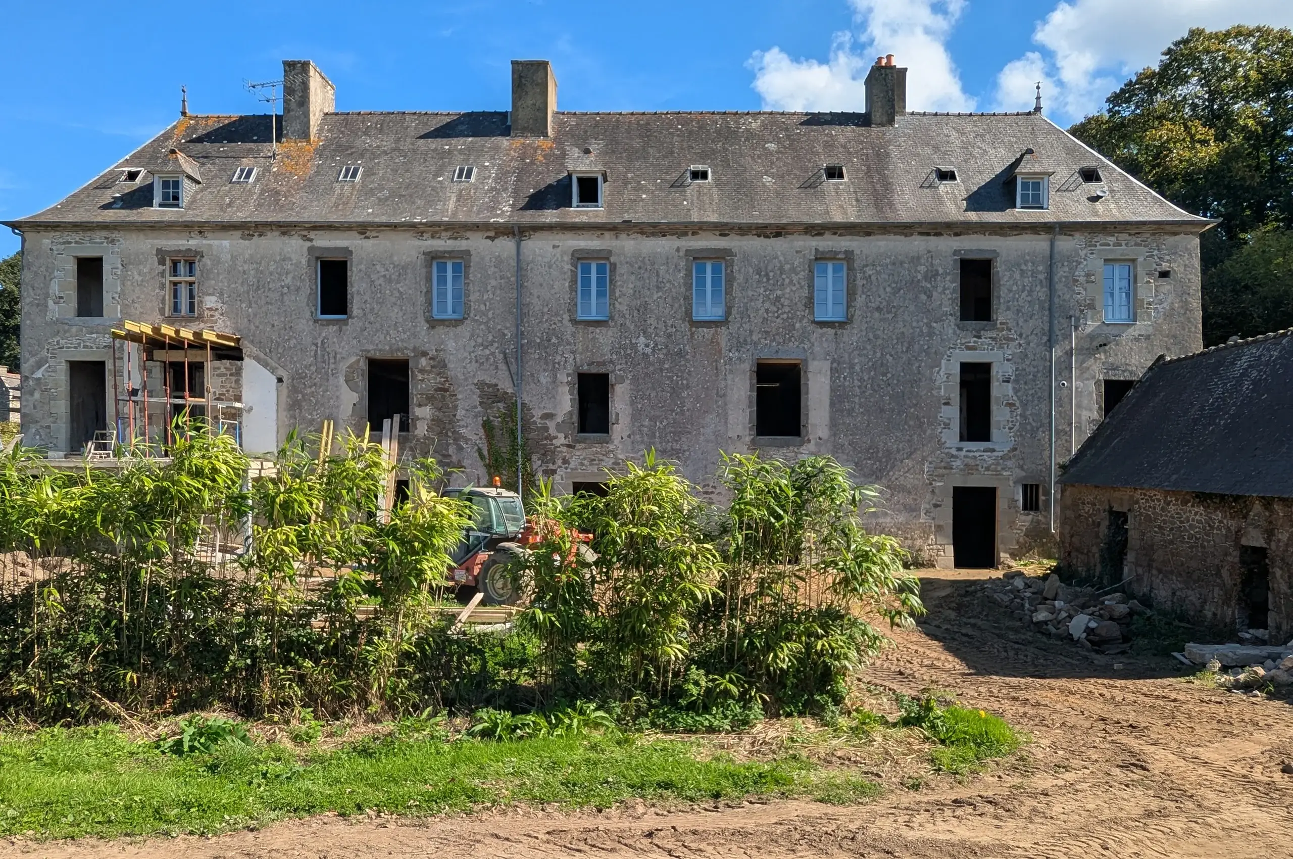1-actualites-cancale-ille-et-vilaine-35-bodenezlegallasalle-architectes-rennes-bretagne-2560×1700 1-actualites-cancale-ille-et-vilaine-35-bodenezlegallasalle-architectes-rennes-bretagne-2560×1700