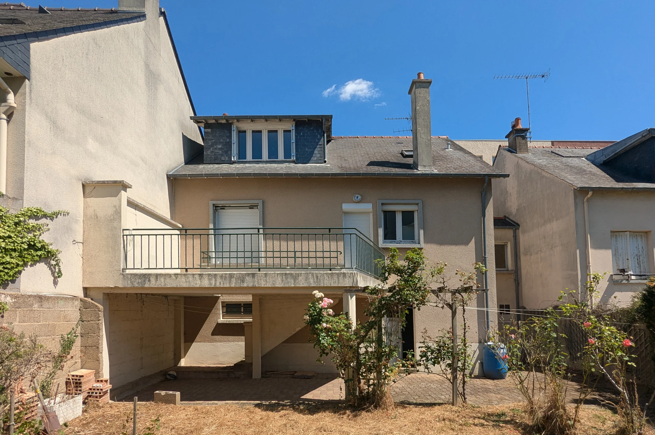 1-actualites-legrand-rennes-ille-et-vilaine-35-bodenezlegallasalle-architectes-rennes-bretagne-2560×1700 1-actualites-legrand-rennes-ille-et-vilaine-35-bodenezlegallasalle-architectes-rennes-bretagne-2560×1700